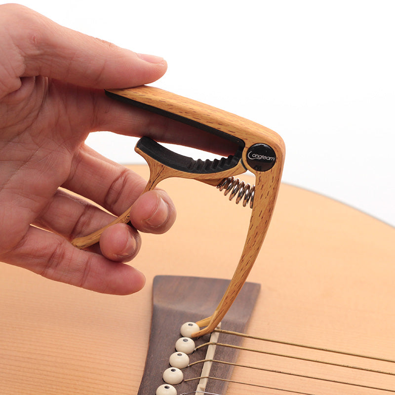 Capo for ukulele/gitar