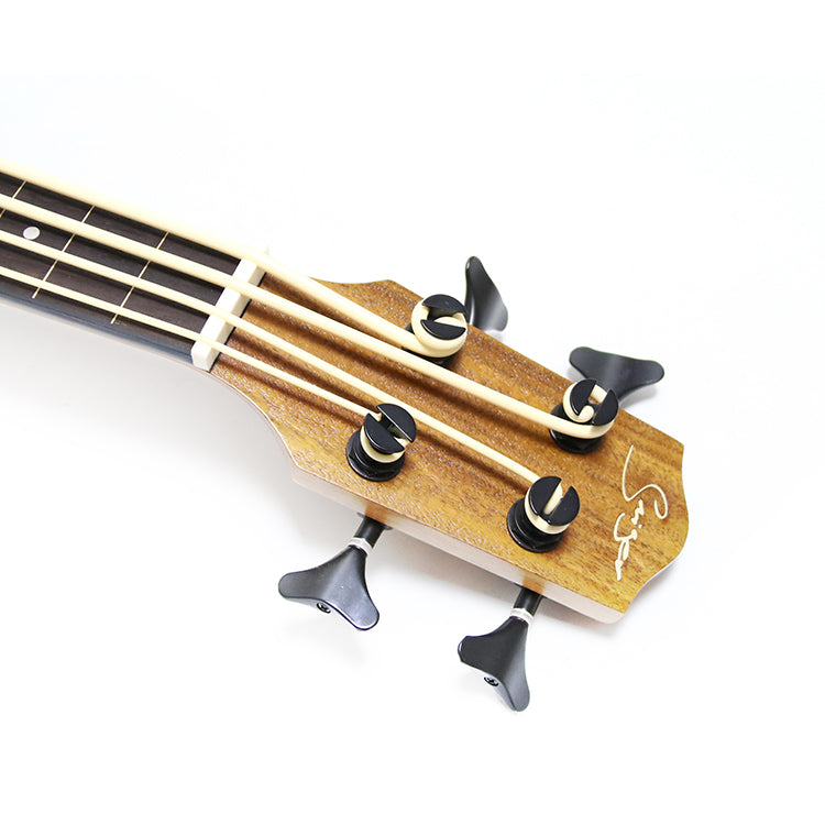 Ukulelebass med granlokk