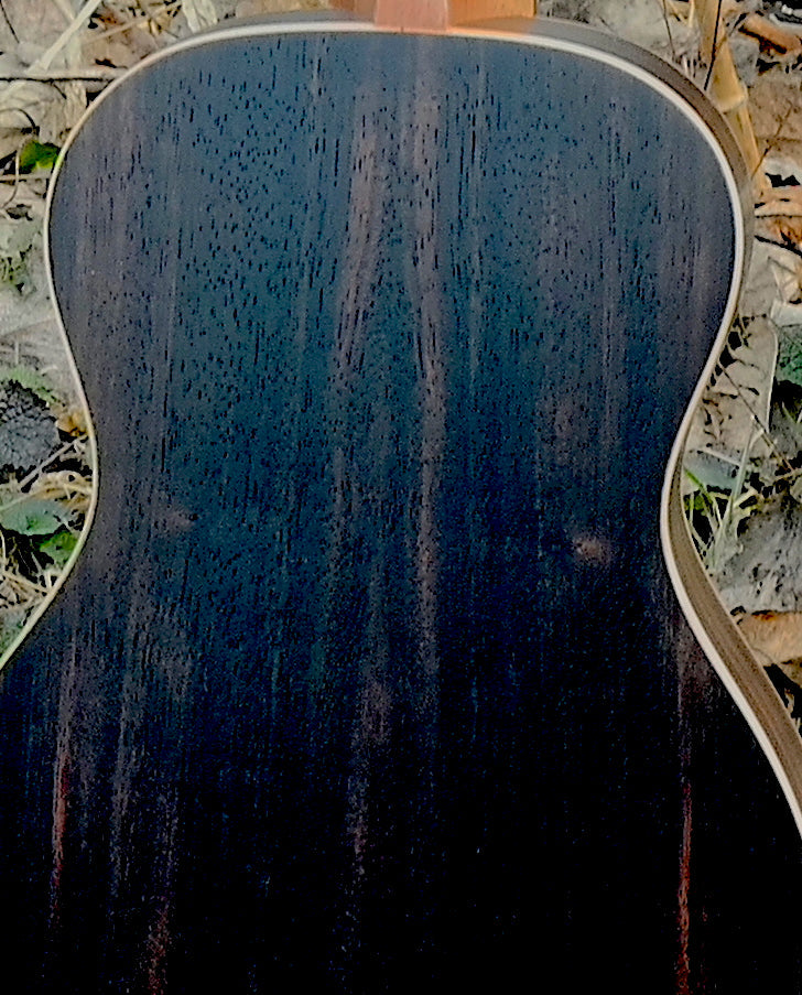 Ebony - Konsert-ukulele