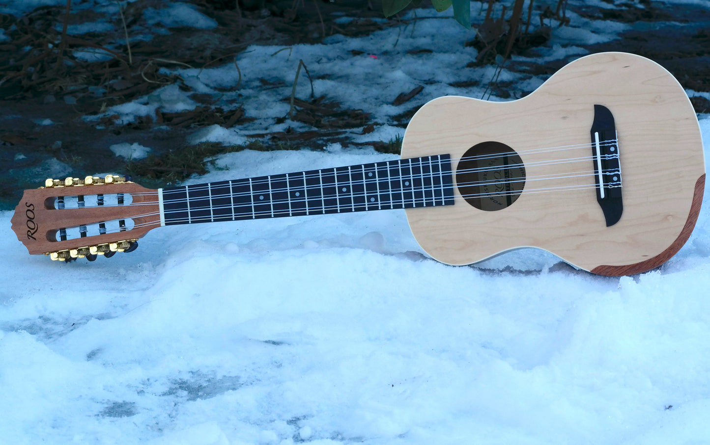 Roos Prisma T8 - Tenor-ukulele med 8 strenger