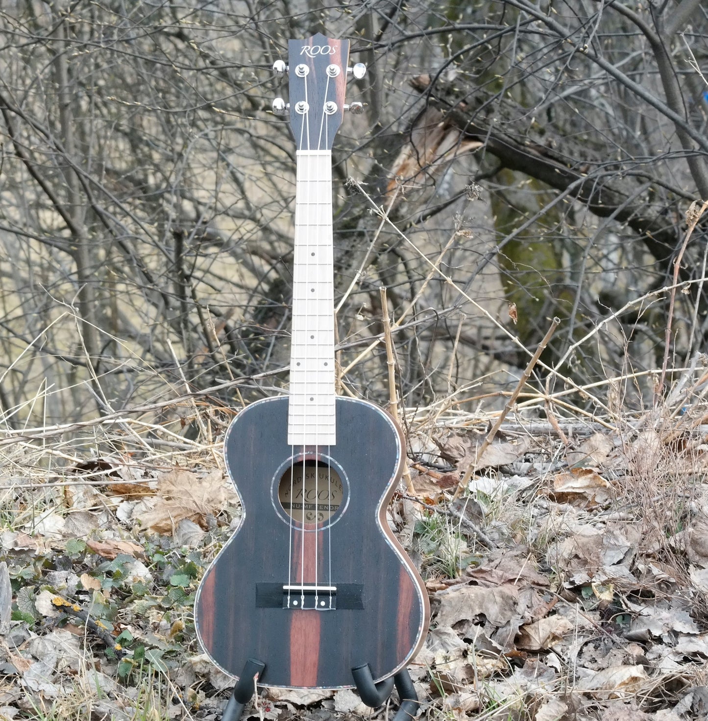 Roos Ebony - Tenor-ukulele