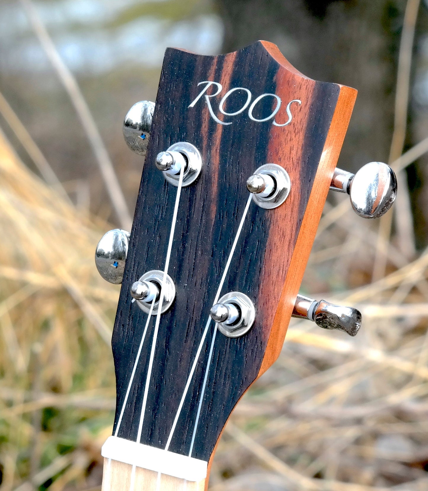 Roos Ebony - Tenor-ukulele